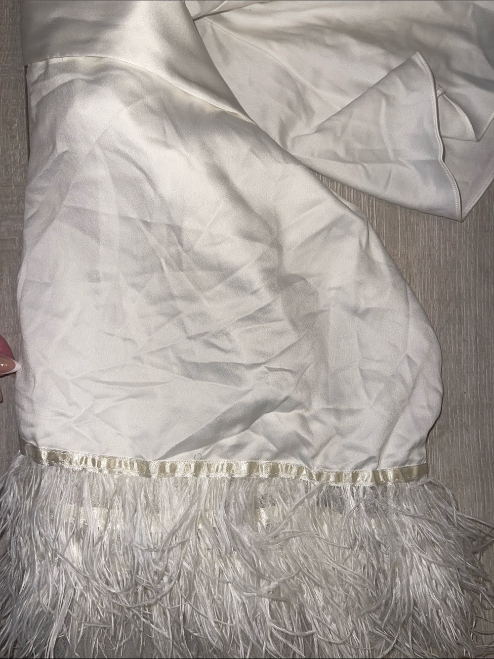 🦢Rya Collection White Feather Trim Silk Wrap XS/S - Never worn!🤍 - Picture 6 of 6